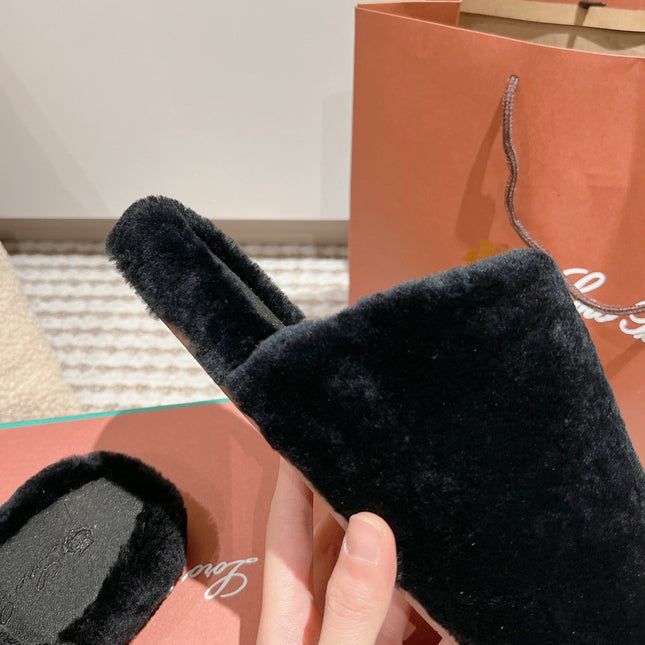 LP NATURAL WINTERCOZY WOOL BLACK SLIPPERS