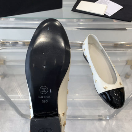 ballet flat white black lamskin with multi logo