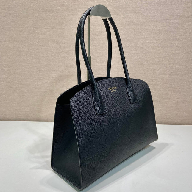SHOPPING BAG 36 IN BLACK SAFFIANO LEATHER