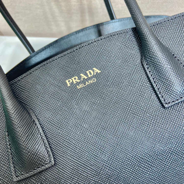 SHOPPING BAG 36 IN BLACK SAFFIANO LEATHER