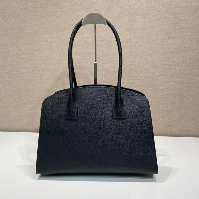 SHOPPING BAG 36 IN BLACK SAFFIANO LEATHER