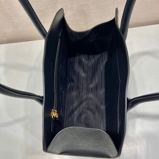 SHOPPING BAG 36 IN BLACK SAFFIANO LEATHER