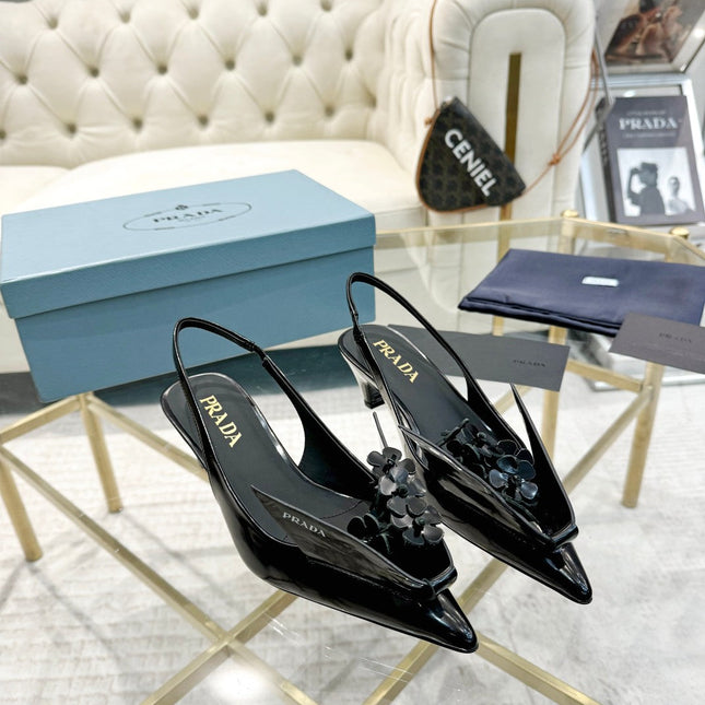 MEDIUM HEEL SLINGBACK ATTACHED CREATIVE FLOWERS IN BLACK PATENT CALFSKIN