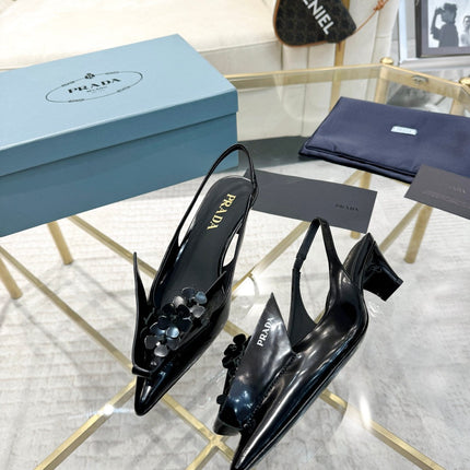 MEDIUM HEEL SLINGBACK ATTACHED CREATIVE FLOWERS IN BLACK PATENT CALFSKIN