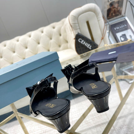 MEDIUM HEEL SLINGBACK ATTACHED CREATIVE FLOWERS IN BLACK PATENT CALFSKIN