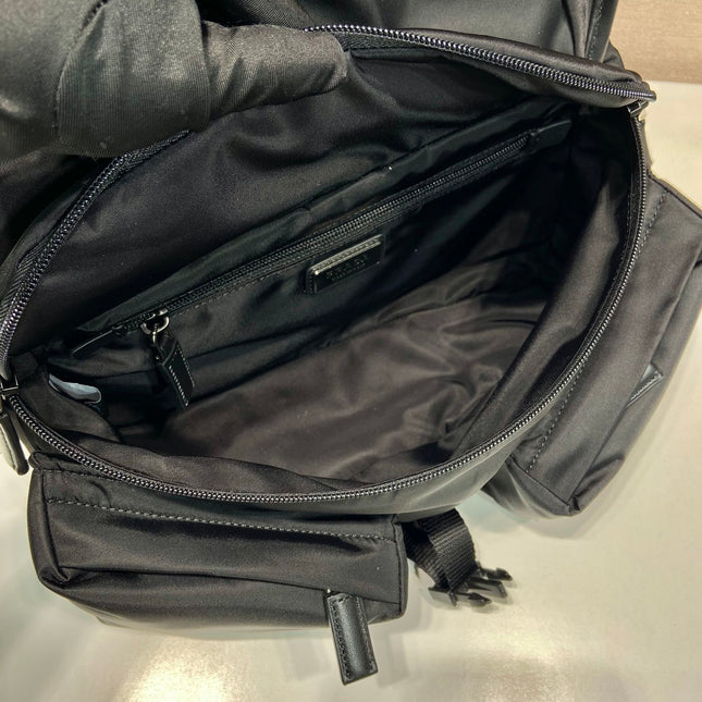 BELT BAG 27 IN BLACK RE-NYLON