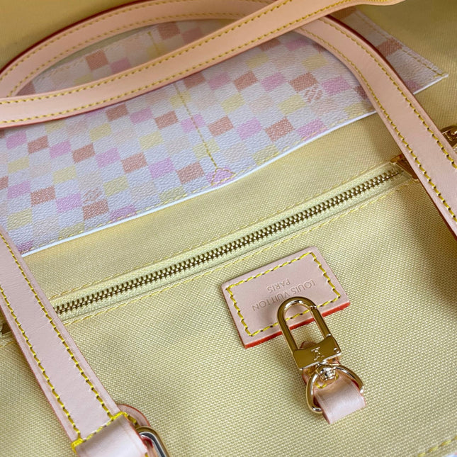 ONTHEGO 35 IN PEACH DAMIER GIANT CANVAS