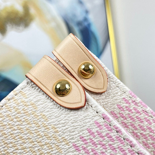 ONTHEGO 35 IN PEACH DAMIER GIANT CANVAS