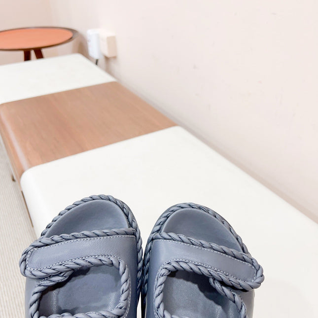 REFINED DAD SANDAL IN BLACK LAMBSKIN