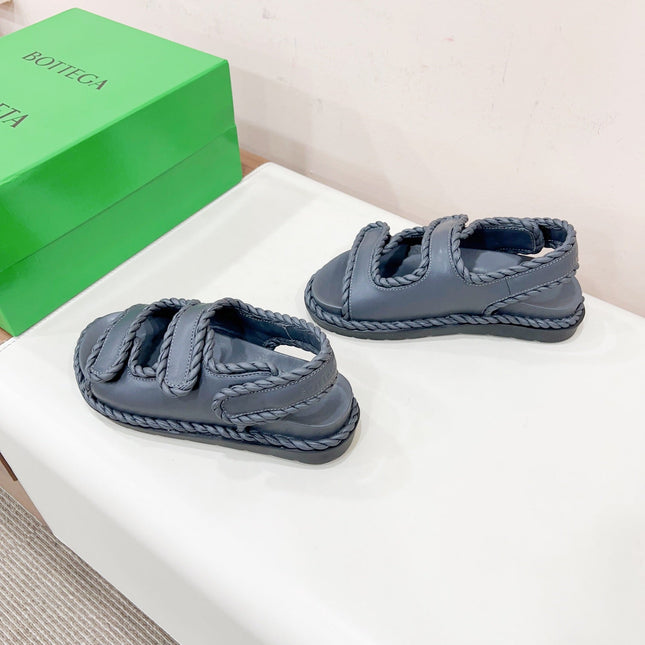 REFINED DAD SANDAL IN BLACK LAMBSKIN