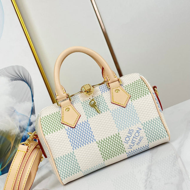 SPEEDY BANDOULIÈRE 20 IN PISTACHIO DAMIER GIANT CANVAS GOLD HARDWARE