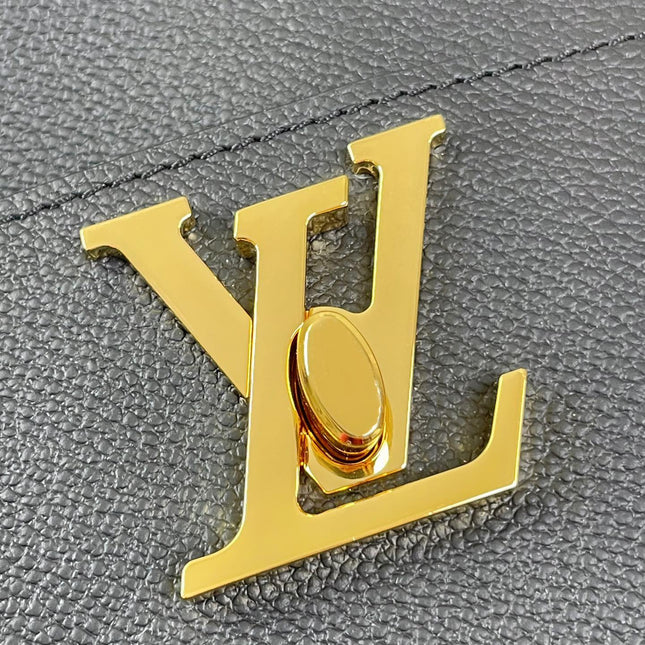 LOCK AND WALK 20 IN BLACK GRAINED CALFSKIN GOLD HARDWARE