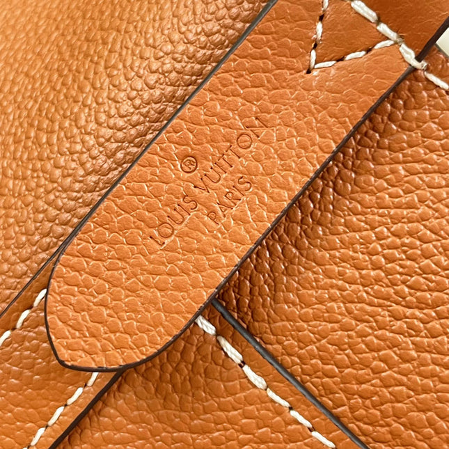 LOCK AND WALK 20 IN COGNAC GRAINED CALFSKIN GOLD HARDWARE