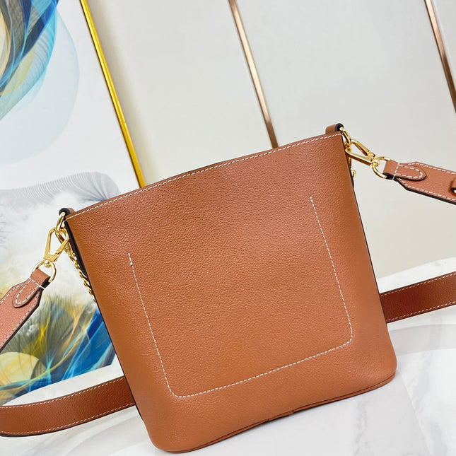 LOCK AND WALK 20 IN COGNAC GRAINED CALFSKIN GOLD HARDWARE