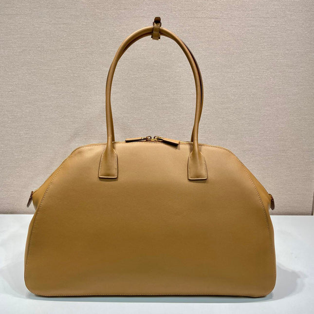 LARGER TOTE BAG 48 WITH ZIPPER CLOSURE IN CIDER BROWN SMOOTH CALFSKIN