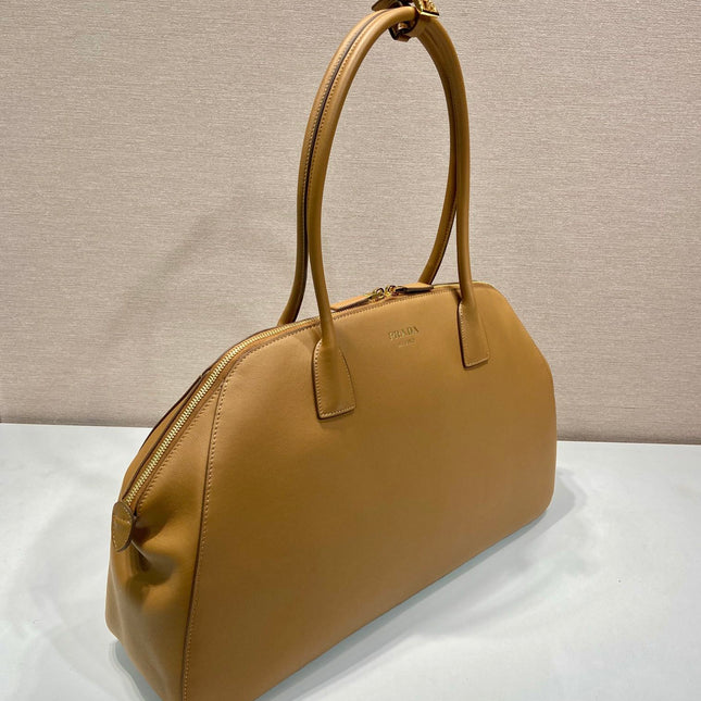 LARGER TOTE BAG 48 WITH ZIPPER CLOSURE IN CIDER BROWN SMOOTH CALFSKIN