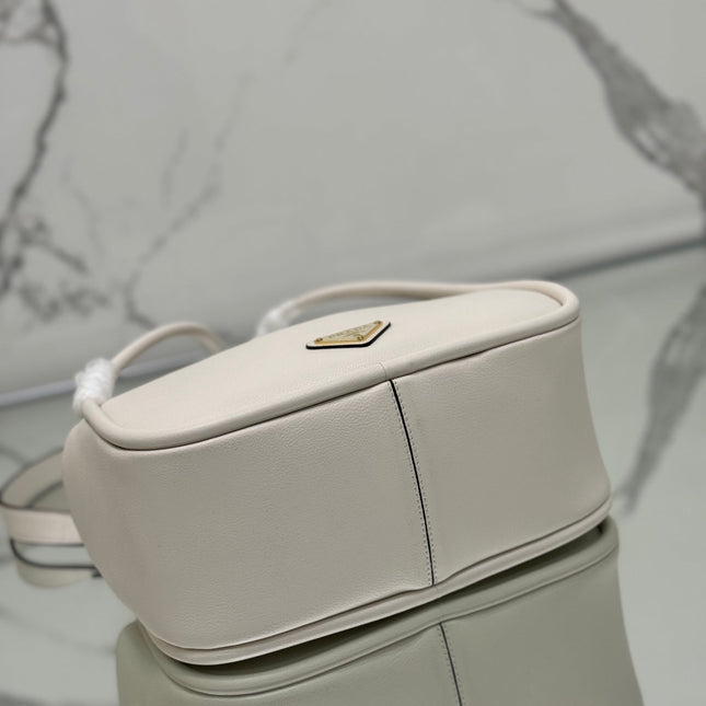 DARLING HANDBAG 25 IN WHITE SOFT GRAIN LAMBSKIN