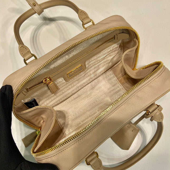 SMALL TOP HANDLE BAG 25 IN DRIED MOSS NYLON AND CALFSKIN TRIM