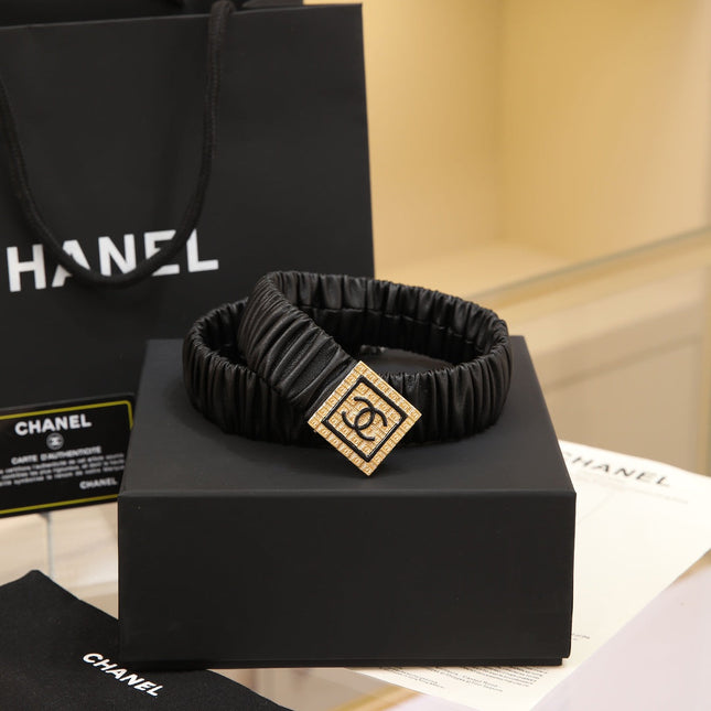 CC 30 MM SQUARE BUCKLE BELT IN BLACK CALFSKIN WITH GOLD MIX BLACK HARDWARE
