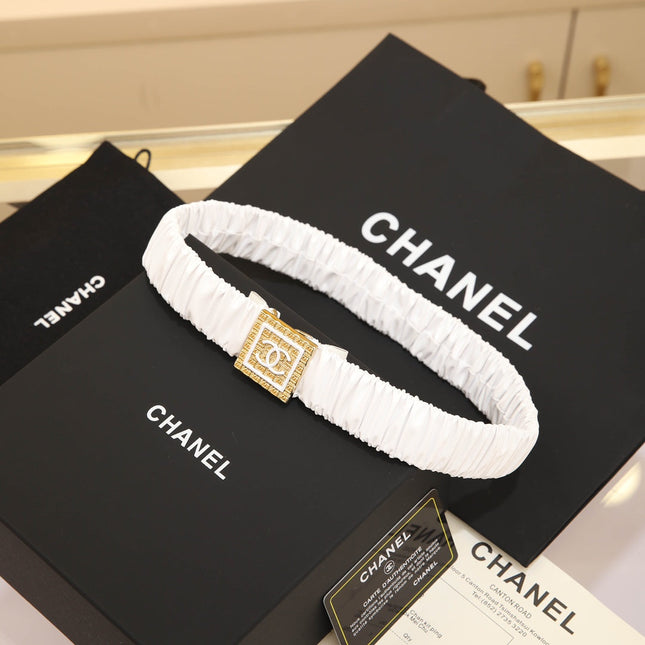 CC 30 MM SQUARE BUCKLE BELT IN WHITE CALFSKIN WITH GOLD MIX WHITE HARDWARE