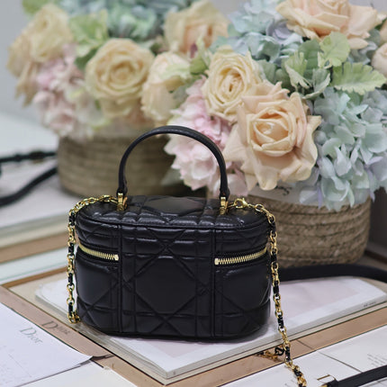 CARO 16 MINI VANITY CASE IN BLACK MACROCANNAGE LAMBSKIN
