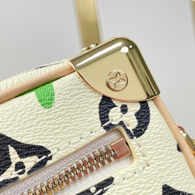 MINI SOFT TRUNK 18 IN VANILLA MONOGRAM CRAGGY CANVAS GOLD CHAIN