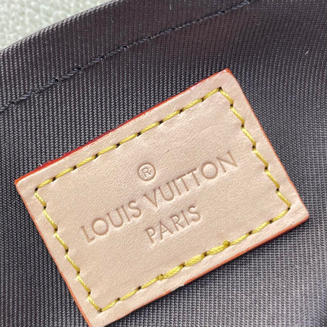 MINI SOFT TRUNK 18 IN VANILLA MONOGRAM CRAGGY CANVAS GOLD CHAIN