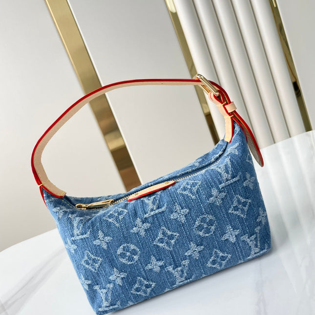 HILLS POCHETTE 18 IN BLUE MONOGRAM DENIM