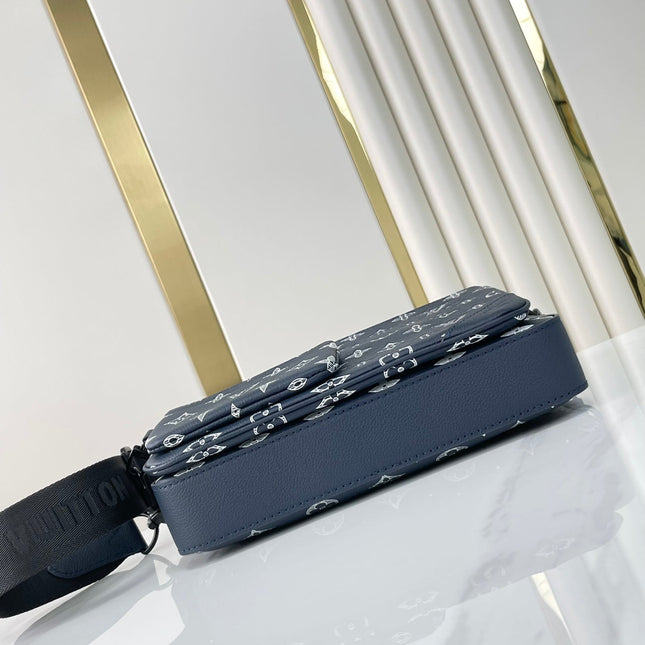 TRIO MESSENGER 25 IN PRUSSIAN BLUE MONOGRAM SHADOW CALFSKIN