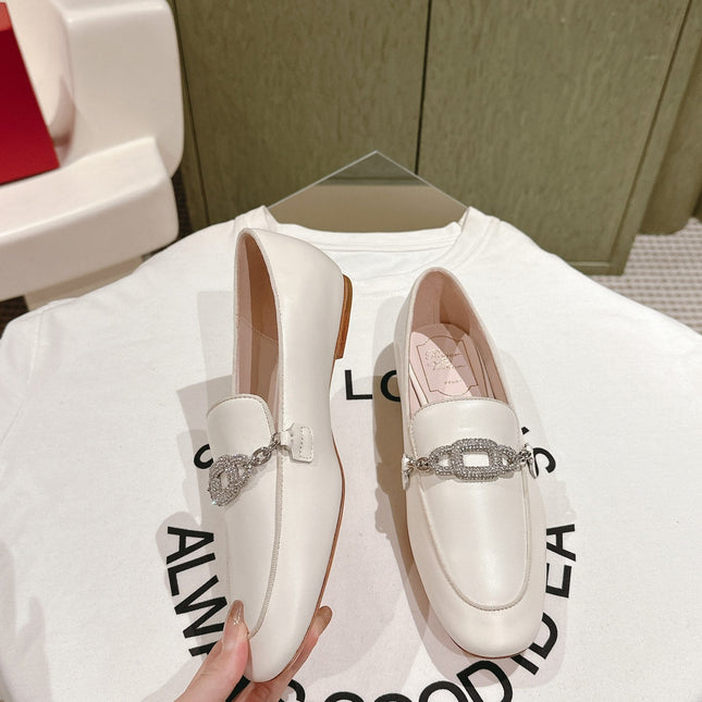 STRASS CHAIN LOAFERS IN WHITE CALFSKIN WITH CRYSTAL CHAIN DETAIL
