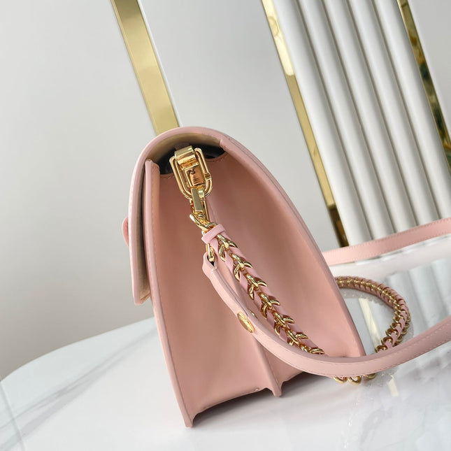 DAUPHINE MM 25 IN LIGHT PINK EPI GRAINED CALFSKIN GOLD HARDWARE