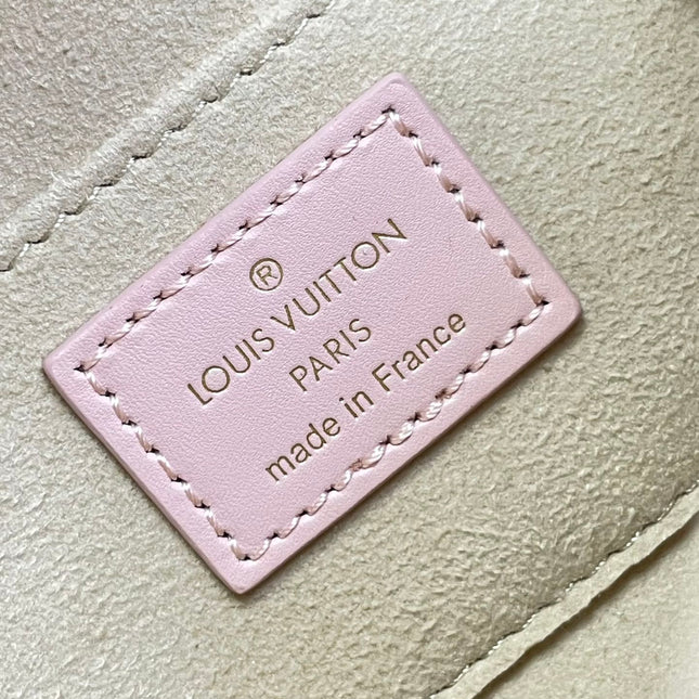 DAUPHINE MINI 20 IN LIGHT PINK EPI GRAINED CALFSKIN GOLD HARDWARE