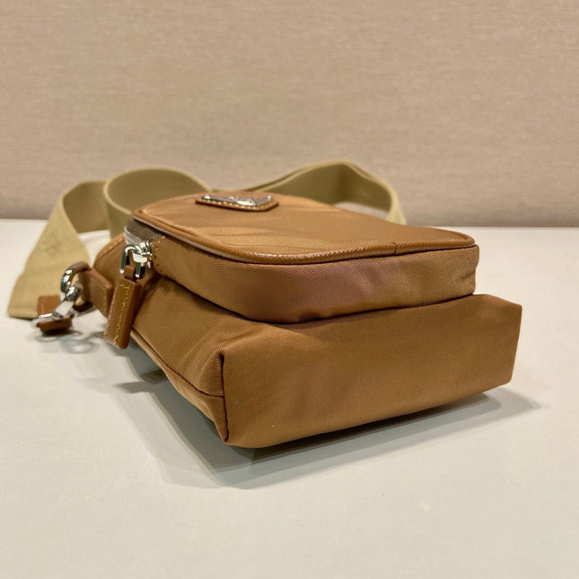 PHONE BAG 18 IN SEPIA BROWN RE-NYLON