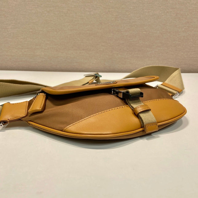 BELT BAG 18 IN SEPIA BROWN RE-NYLON AND CALFSKIN TRIM