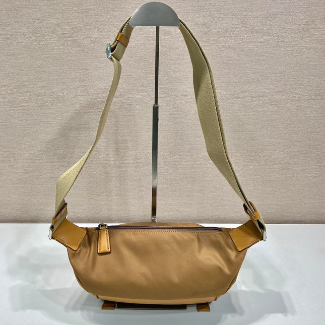 MESSENGER BAG 20 IN CIDER BROWN RE-NYLON AND CALFSKIN TRIM