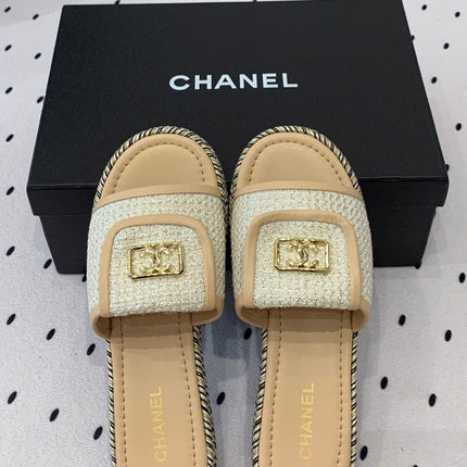 Double CC Women New Trendy Calfskin Slippers Beige Cream