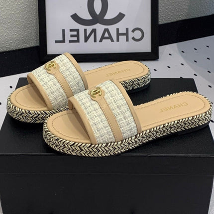 Double CC Women Beige Cream/ White Slippers Calfskin