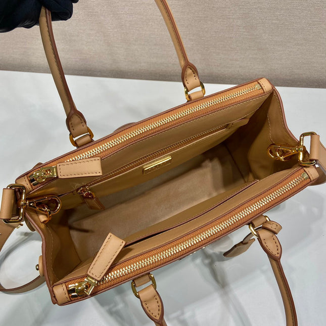 MEDIUM GALLERIA BAG 28 IN CIDER BROWN SMOOTH CALFSKIN GOLD HARDWARE