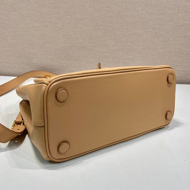 MEDIUM GALLERIA BAG 28 IN CIDER BROWN SMOOTH CALFSKIN GOLD HARDWARE