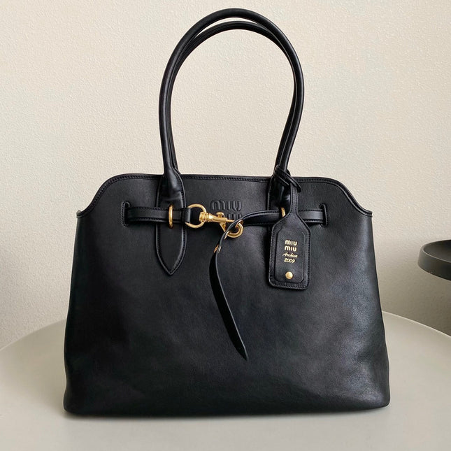LARGE HANDBAG 40 IN BLACK CALFSKIN