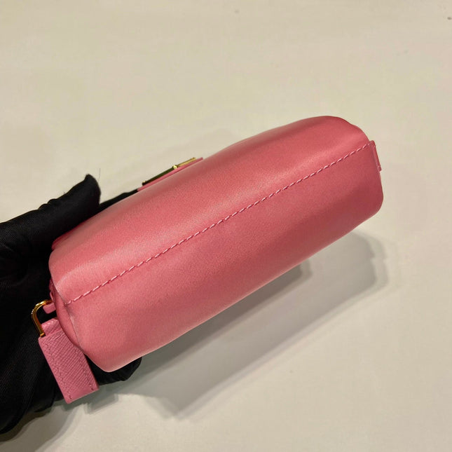 CLUTCH 12 IN CANDY PINK RE-NYLON