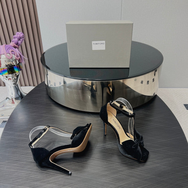 HIGH HEEL 10 SANDAL IN BLACK VELVET WITH BOW