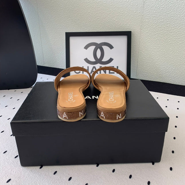 CC RHINESTONE LETTER SLIPPERS CINNAMON BROWN LAMBSKIN