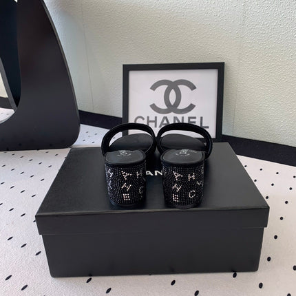 CC RHINESTONE LETTER HIGH HEELS BLACK AND WHITE LAMBSKIN