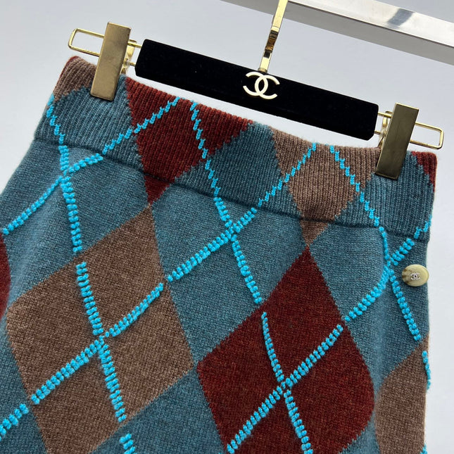 CHANEL 25S ROUND NECK SWEATER SET STYLE 254