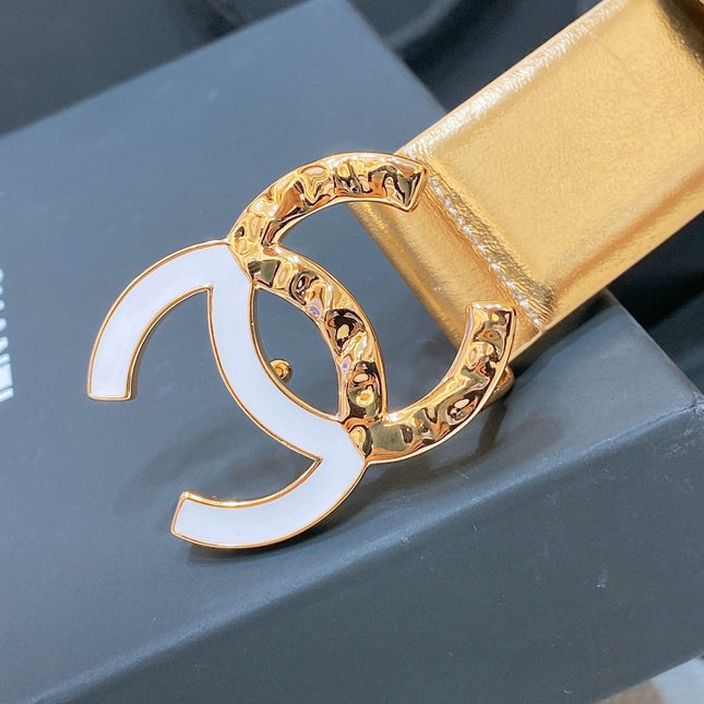 CC BELT 30MM IN GOLD SMOOTH CALFSKIN GOLD MIX WHITE HARDWARE