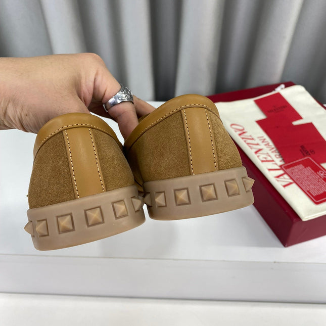 LEISURE FLOWS SPLIT LOAFER IN PEANUT BROWN SUEDE