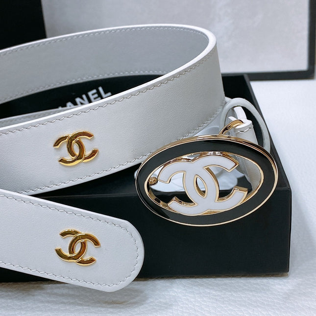 CC 30MM BELT IN WHITE SMOOTH CALFSKIN WHITE MIX BLACK METAL LOGO GOLD HARDWARE