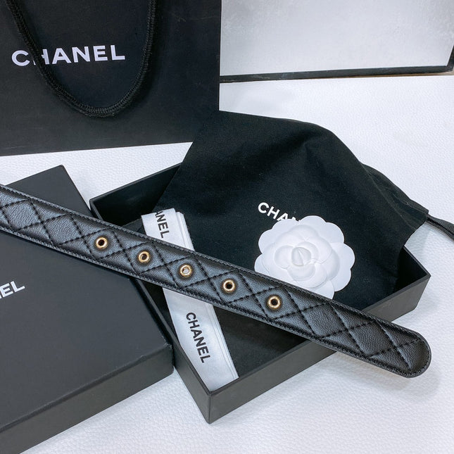 CC BELT 30 MM IN BLACK EMBROIDERED CALFSKIN PEARL LOGO WITH GOLD HARDWARE