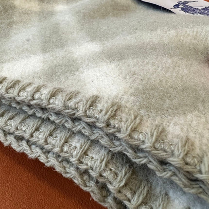 CHECK WOOL 182 CM SCARF PASTEL GRAY 405047